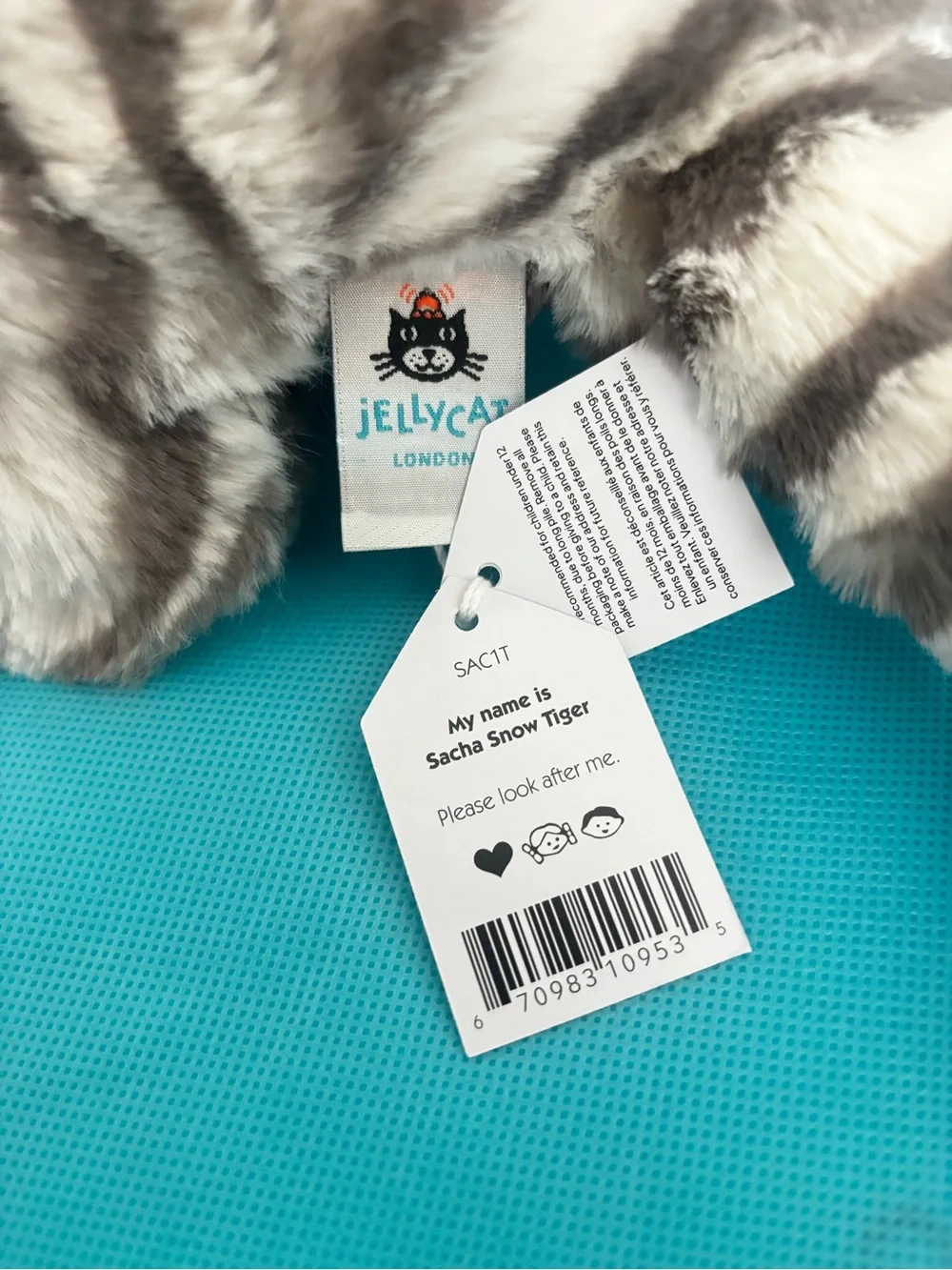 Jellycat Large Sacha Snow Tiger BNWT - 100% Authentic with Dust Bag